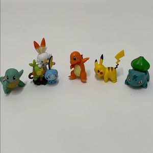 Pokémon figures -Pikachu, Kanto and galar starters